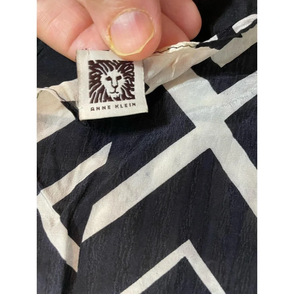 Anne Klein Geometric Diamond Silk‎ Scarf Wrap Black Cream Boho Chic Minimalist